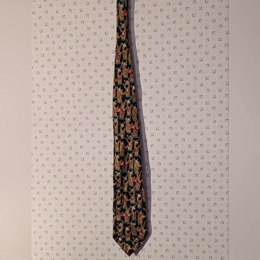 🤎 Scooby Doo Burgundy Tie 1997 Hanna Barbara Cartoon Network Vintage
